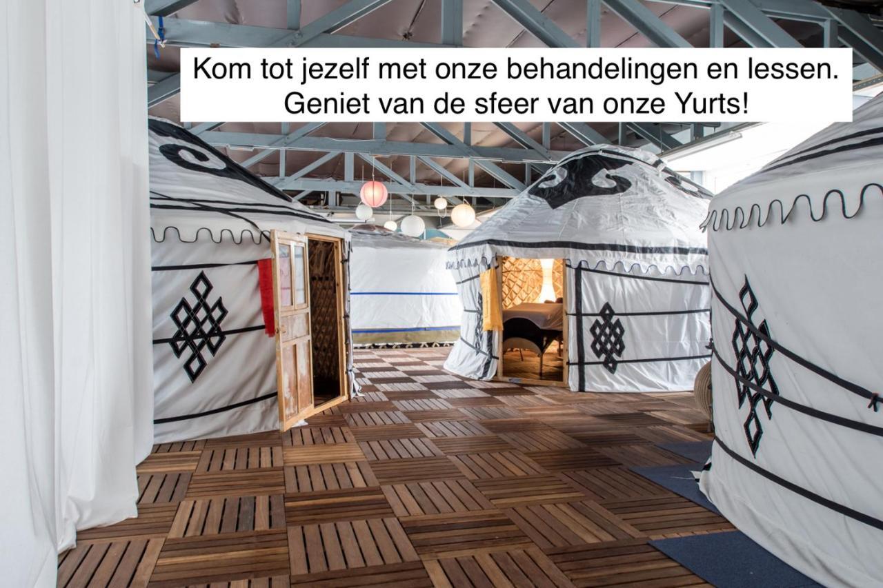 Bed and Breakfast Yurtlife à Zaandam Extérieur photo